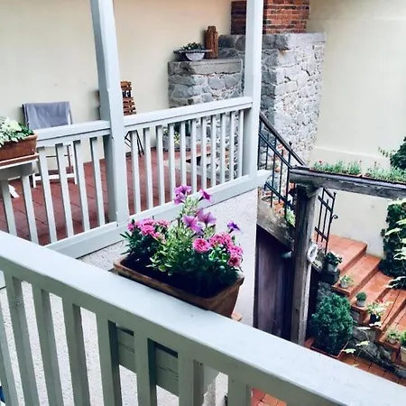 Dobre Casy - I. Daire Banská Štiavnica